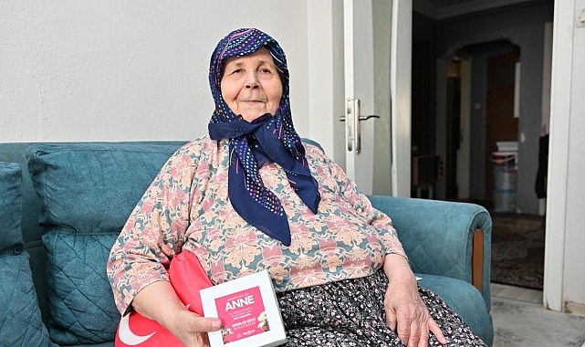 Büyükşehir’den şehit annelerine Anneler Günü ziyareti
