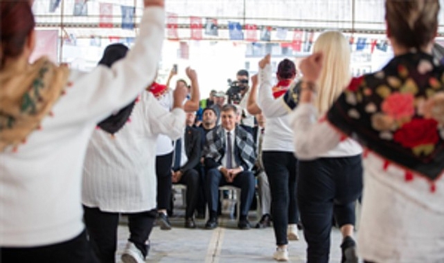 Başkan Tugay, Menemen “Cumhuriyet Her Yerde” kutlamalarına katıldı