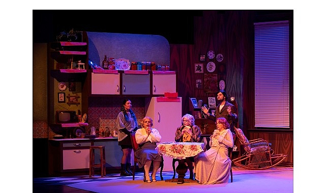 Adanalılar, “Üç Jokerli Konken’i” keyifle izledi