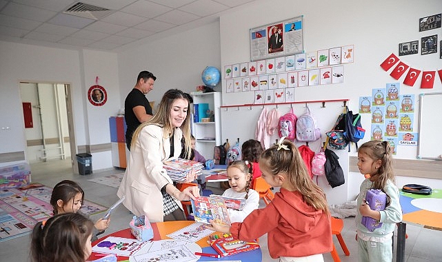 “Didim’in Renkleri” Boyama Kitabı Minik Öğrencilerle Buluştu