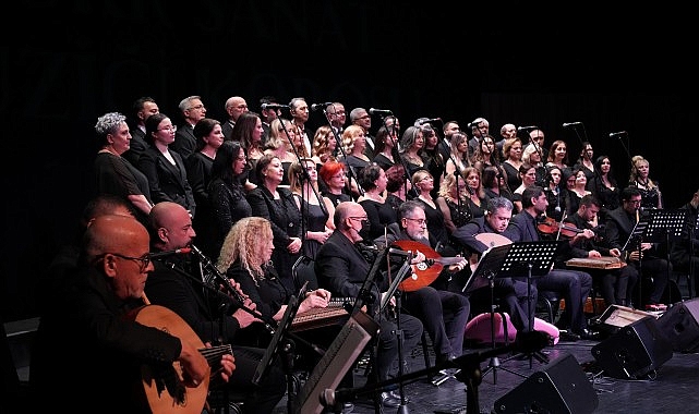 Büyükşehir, en güzel şarkılarla 2025’i uğurladı