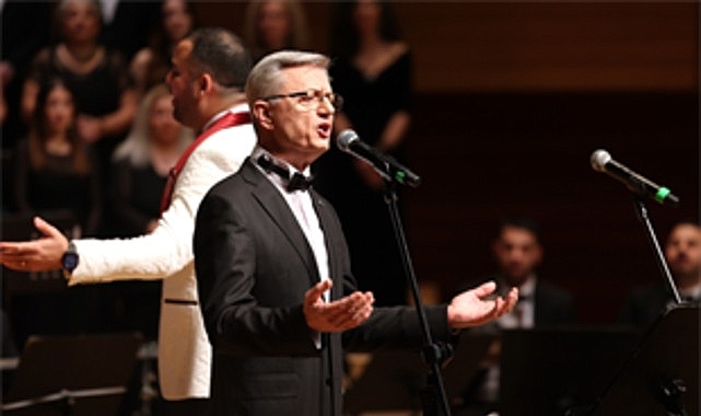 İzmir Büyükşehir Belediyesi Korosu “Sonbahar Şarkıları”yla yüreklere dokundu