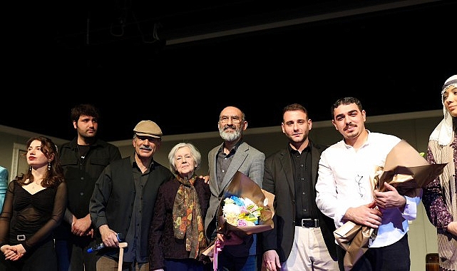 Özgür Aksoy Tiyatro Günleri’ne Görkemli Final