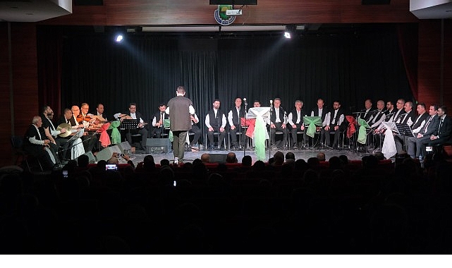 Tasavvuf Korosunun Üç Aylar Konseri Gönülleri Mest Etti