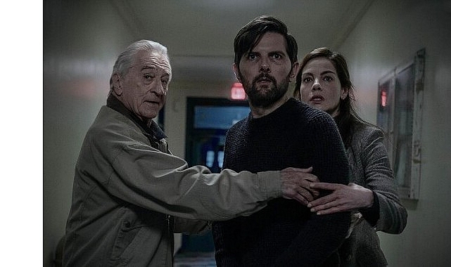 Başrollerinde Robert De Niro, Michelle Monaghan ve Adam Scott’ı buluşturan Fısıltı Adam, 28 Ağustos’ta Netflix’te.