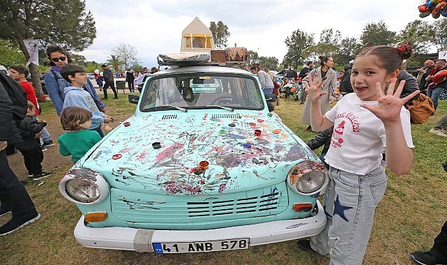Karşıyaka’yı bayram coşkusu sardı!