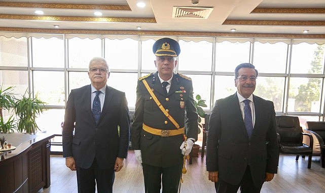Burhaniye’de Büyük Zafer’in 104. Yıl Dönümü Kutlandı