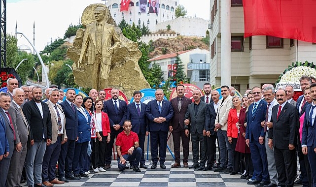 Keçiören’de 30 Ağustos Zafer Bayramı’nın 104. Yıl Dönümü Kutlandı