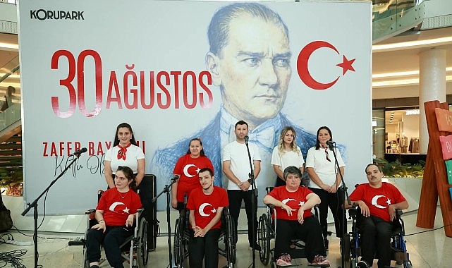 Özel Öğrencilerden 30 Ağustos Zafer Bayramı Konseri