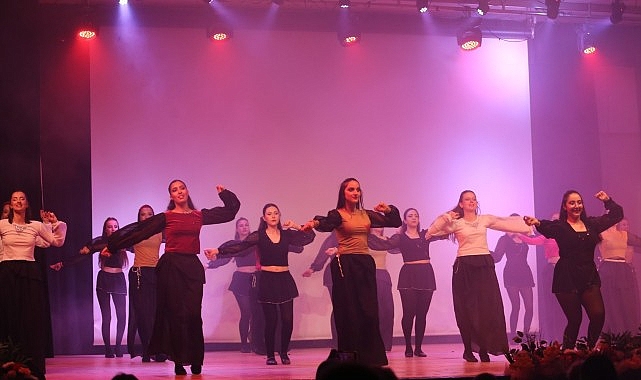Karşıyaka’da halk dansları kurslarına rekor kayıt!