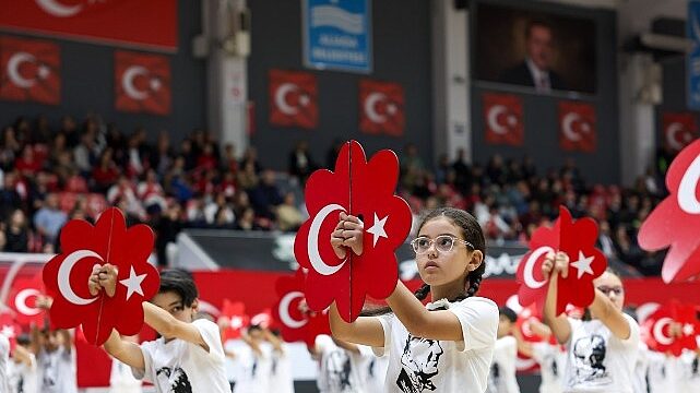 Aliağa’da Cumhuriyetin 103. Yılı Coşkuyla Kutlandı