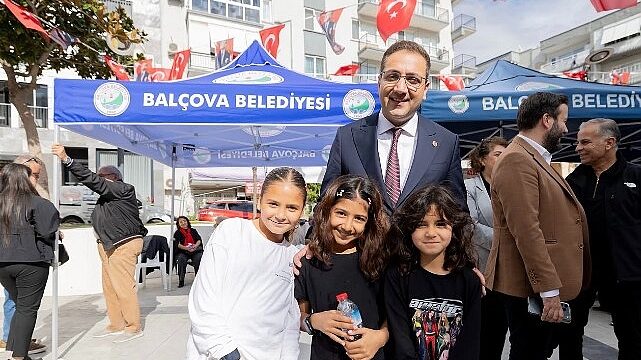 Balçova’da Cumhuriyet Coşkusu Yüksek Sadakat Konseriyle Zirveye Ulaştı