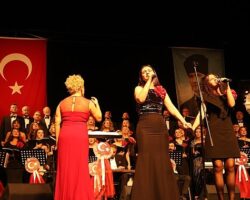 Cumhuriyet’in 103’üncü yılı Nilüfer’de konserle kutlandı