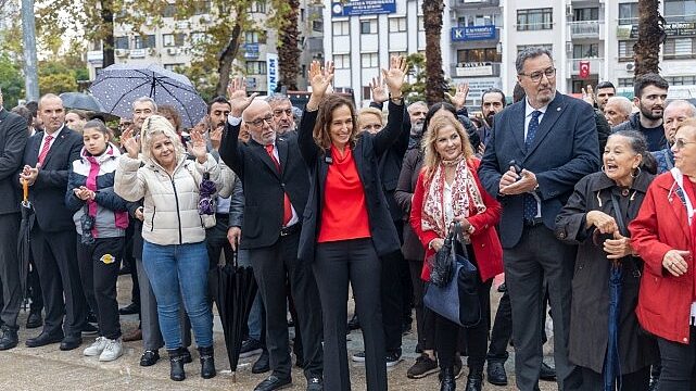 Cumhuriyet’in 103. yılı Karşıyaka’da gururla kutlanıyor