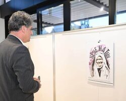 Cumhuriyet’in Öncü Kadınları Sergisi Kartepe Sanat Evi’nde