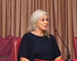 Defne Suman Nilüferli okurlarıyla buluştu