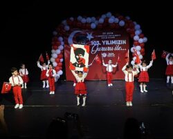 Didim Belediyesinden miniklerle Cumhuriyet Bayramı kutlaması