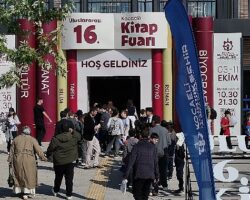 Dünyanın renkleri Kocaeli Kitap Fuarı’nda