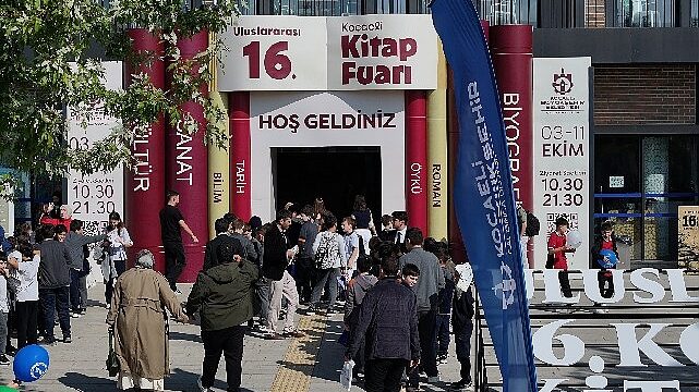 Dünyanın renkleri Kocaeli Kitap Fuarı’nda