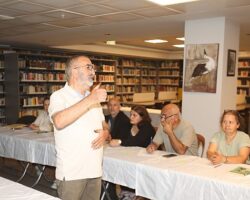 Efes Selçuk’ta Kitap Severler Kuyucaklı Yusuf’u Konuştu