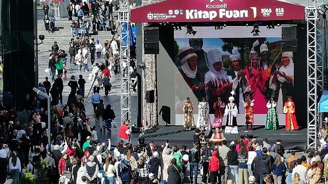 Hasret bitti, kitapların şehri yeniden canlandı