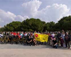 İzmir’de Cumhuriyet coşkusu engelleri aştı