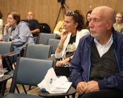 Kolombiyalı gazeteci Silvana Paternostro Kitap Fuarı’nda konuştu; “Tarih ve Roman birbirinden ayrılmaz parçalardır”