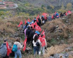 Konya Büyükşehir’in Cumhuriyet Coşkusu Sille’de Doğayla Buluştu