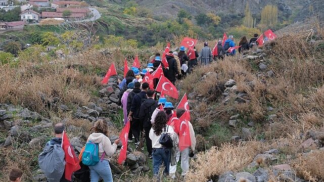 Konya Büyükşehir’in Cumhuriyet Coşkusu Sille’de Doğayla Buluştu