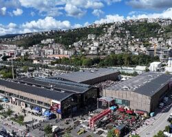 Minik eller bu fuarda ilk kitaplarını seçti