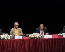 ‘Mütefekkir Bir Muharririn Dünyası’ Peyami Safa sempozyumunun ilk oturumunda Peyami Safa’nın Romancılığı hakkında konuşuldu!